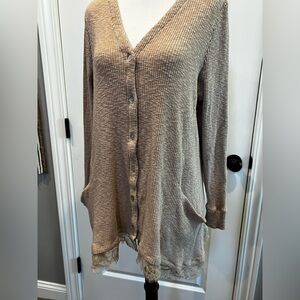 Logo by Lori Goldstein tan lightweight cardigan with lace detail size large